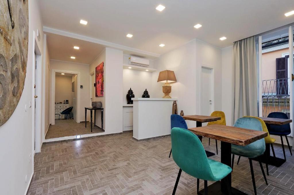 Boutique Suites Della Croce Roma Exterior foto